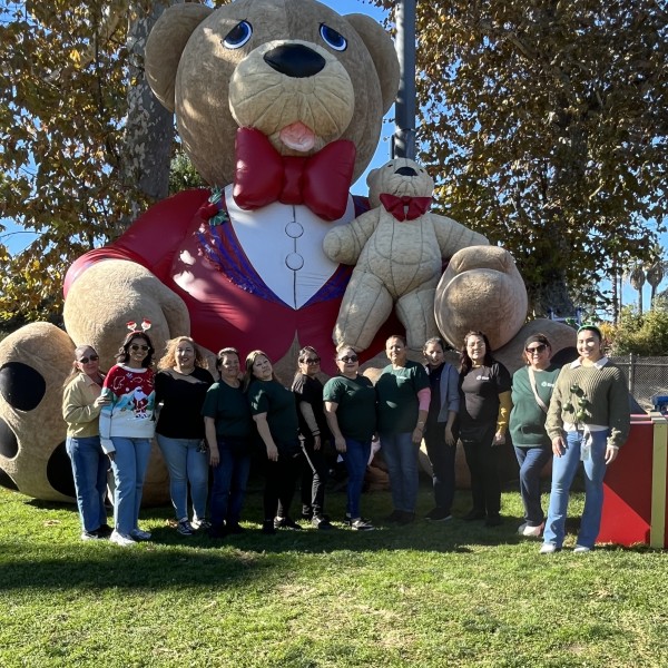 Chicas girasol volunteering